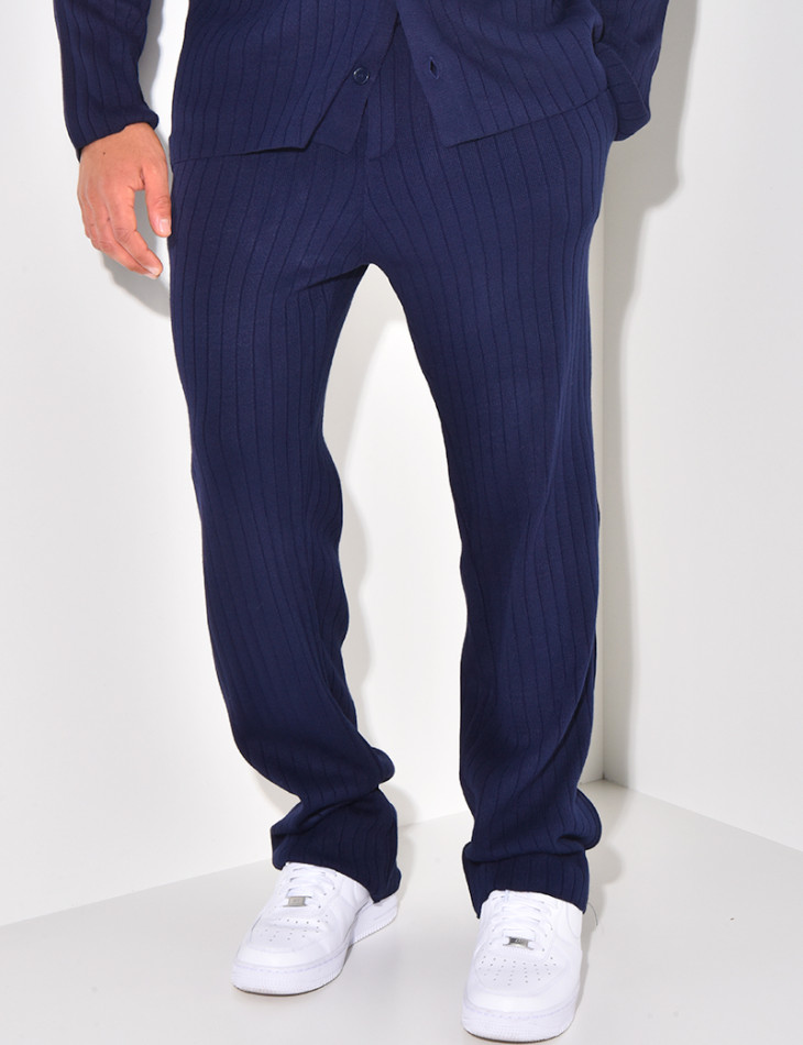 Ensemble pantalon et pull en laine