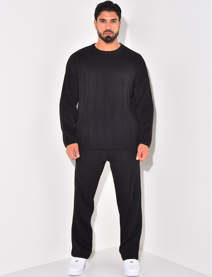 Ensemble pantalon et pull à col rond