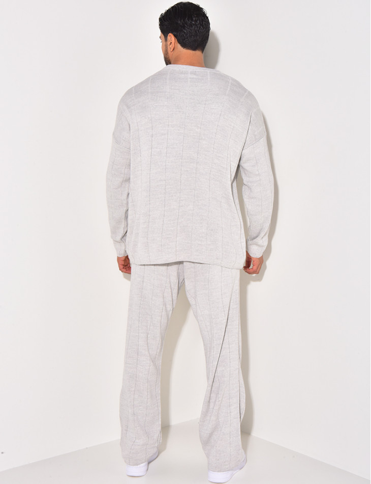 Ensemble pantalon et pull à col rond