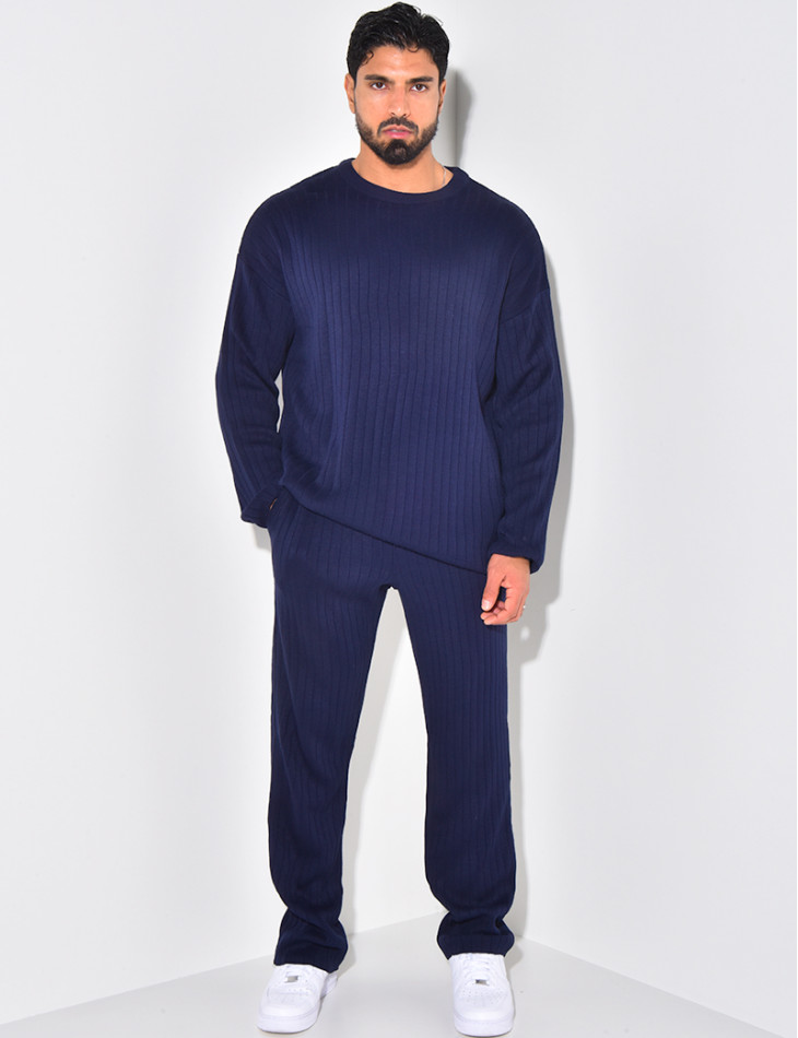 Ensemble pantalon et pull à col rond