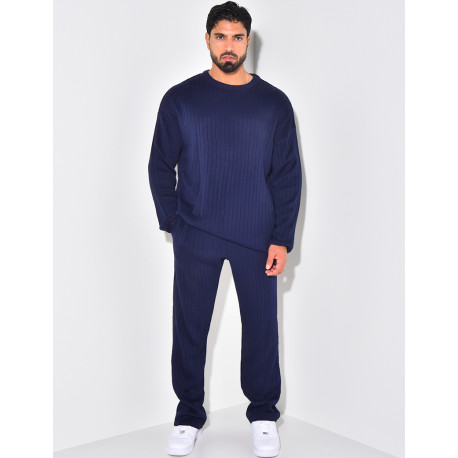 Ensemble pantalon et pull à col rond