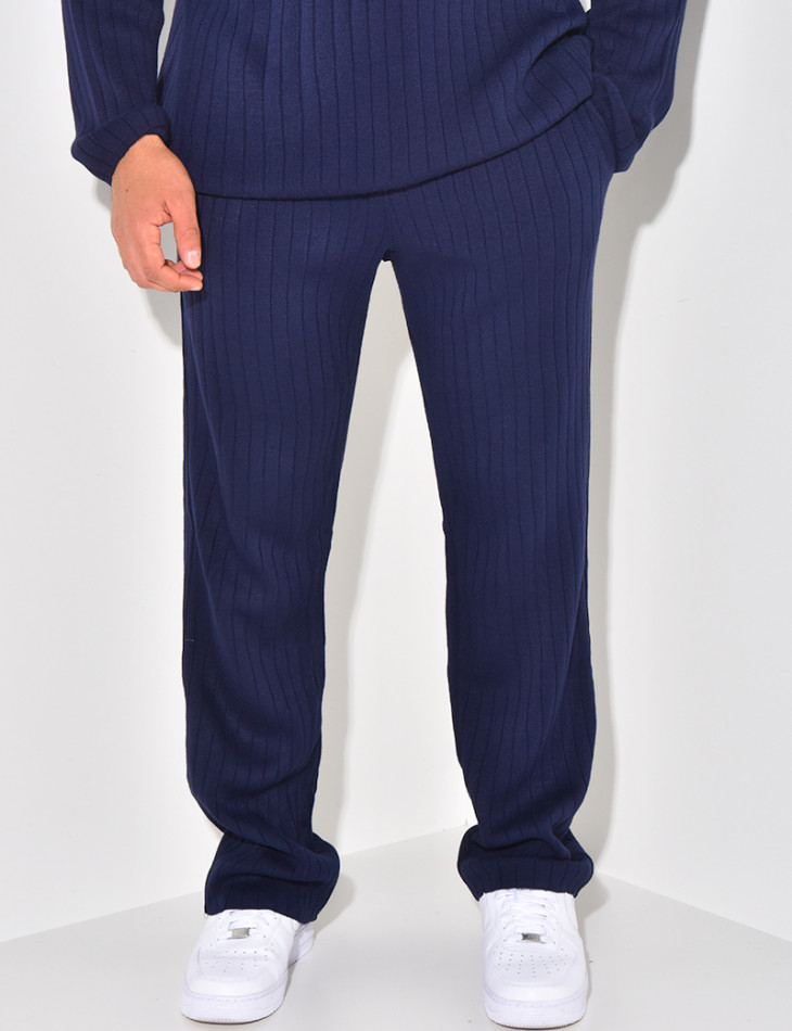 Ensemble pantalon et pull à col rond