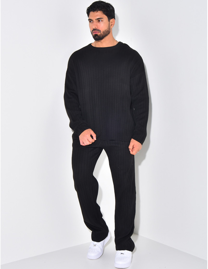 Ensemble pantalon et pull à...