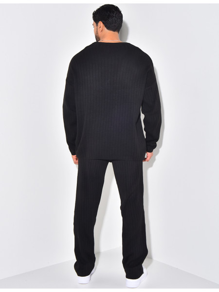 Ensemble pantalon et pull à col rond