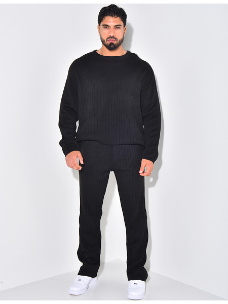 Ensemble pantalon et pull à col rond