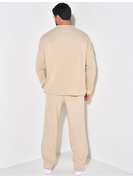Ensemble pantalon et pull à col