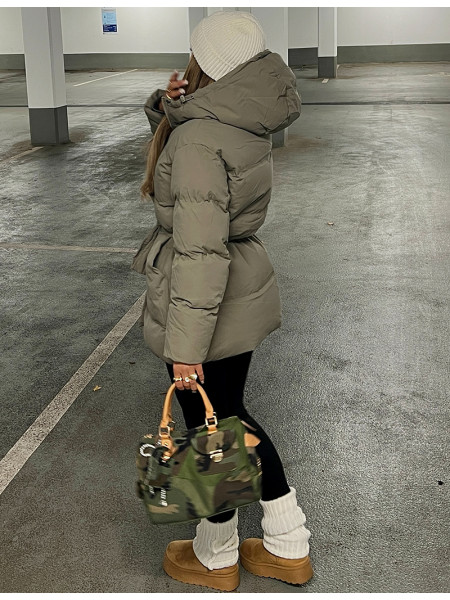 Kurze, taillierte Daunenjacke mit Kapuze