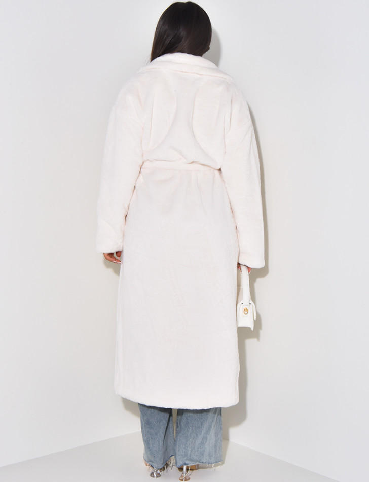 Long coat in faux fur