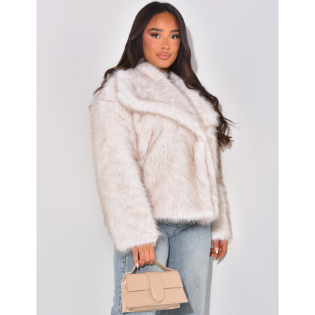 Veste courte en fausse fourrure