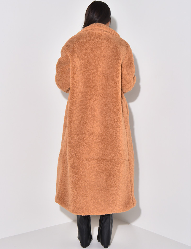 Long sheepskin effect coat