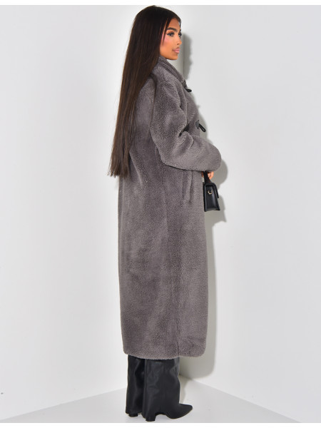 Long sheepskin effect coat