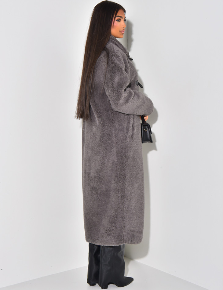 Long sheepskin effect coat