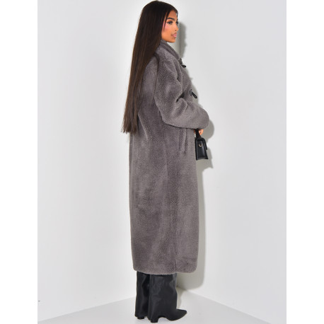 Long sheepskin effect coat