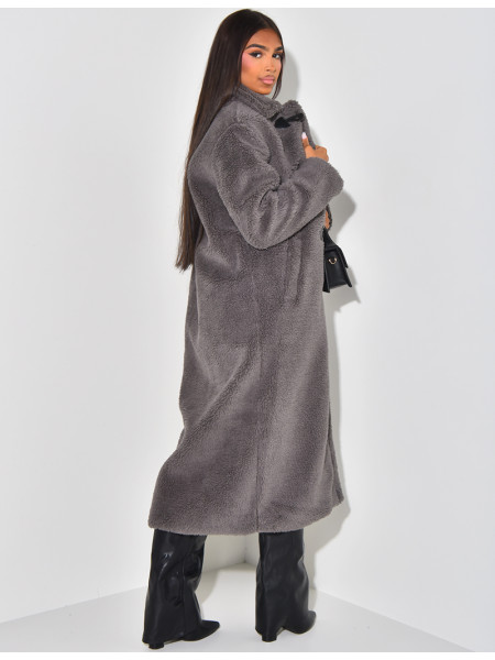 Long sheepskin effect coat