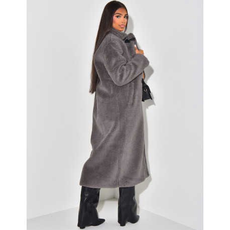 Long sheepskin effect coat