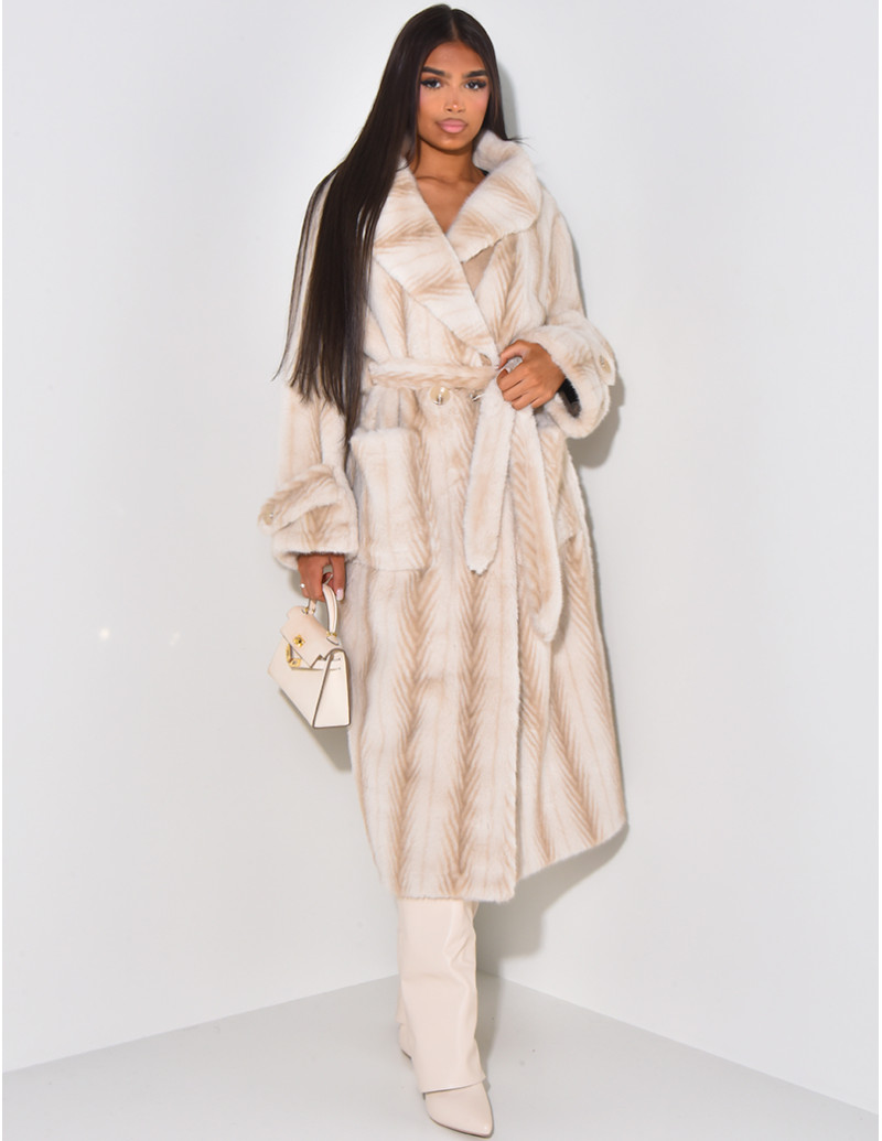 Long coat in premium faux fur