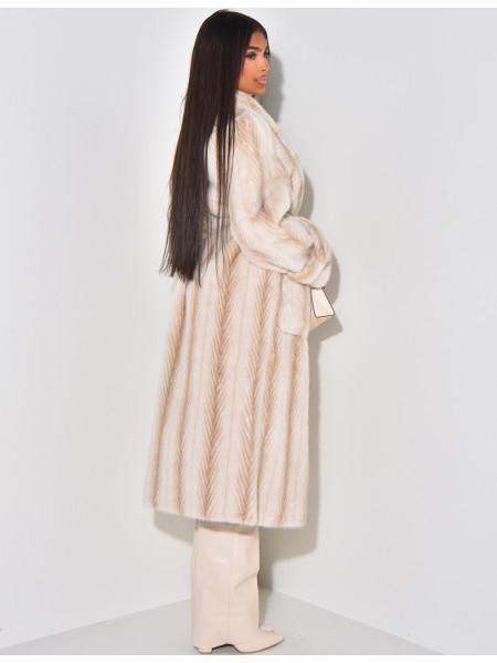 Long coat in premium faux fur