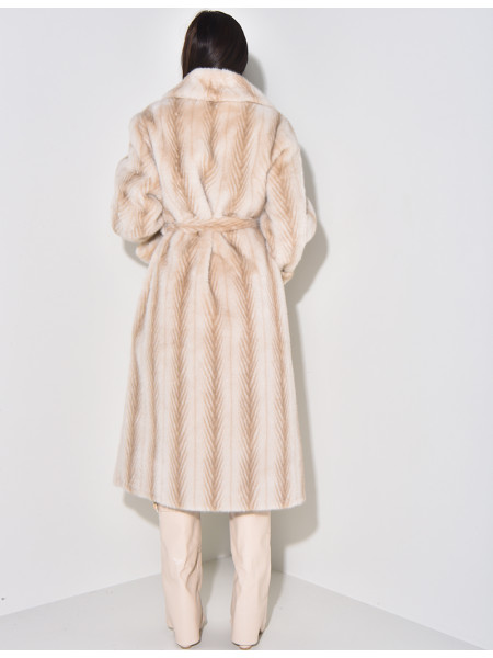 Long coat in premium faux fur