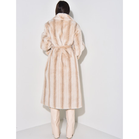 Long coat in premium faux fur
