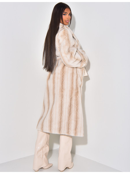 Long coat in premium faux fur