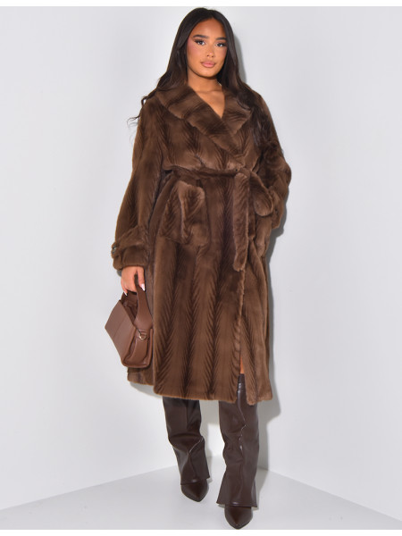 Long coat in premium faux fur