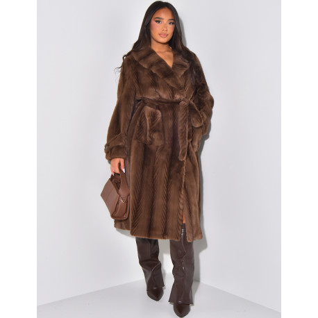 Long coat in premium faux fur