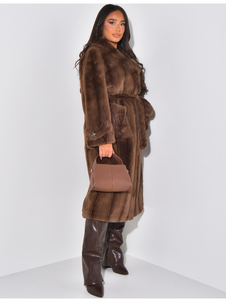 Long coat in premium faux fur