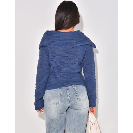Asymmetrischer Wollpullover mit U-Boot-Ausschnitt