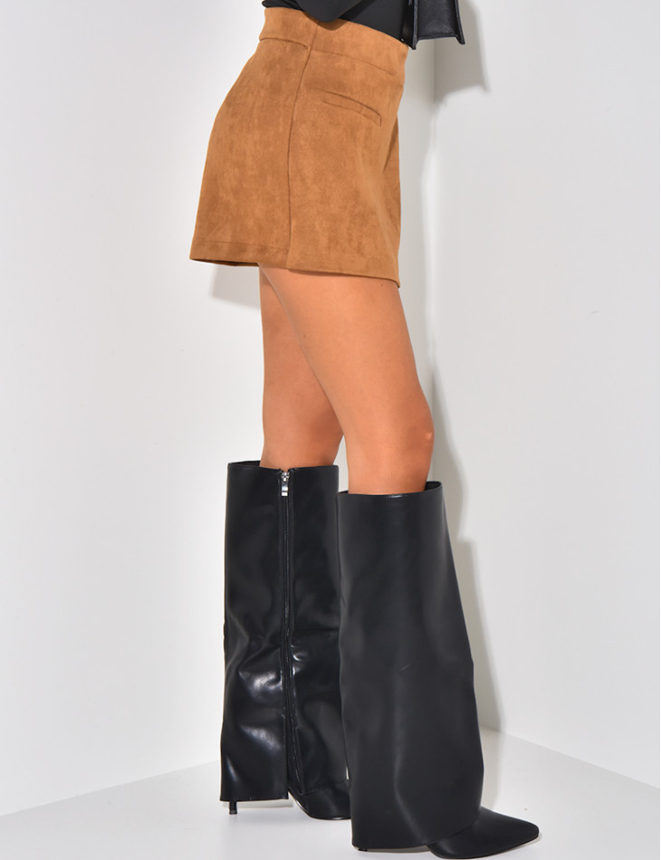 Kurzer Rock in Wildleder-Optik