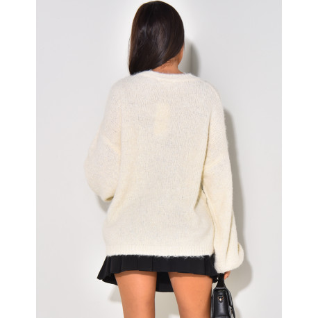Pull tout doux en laine brodé