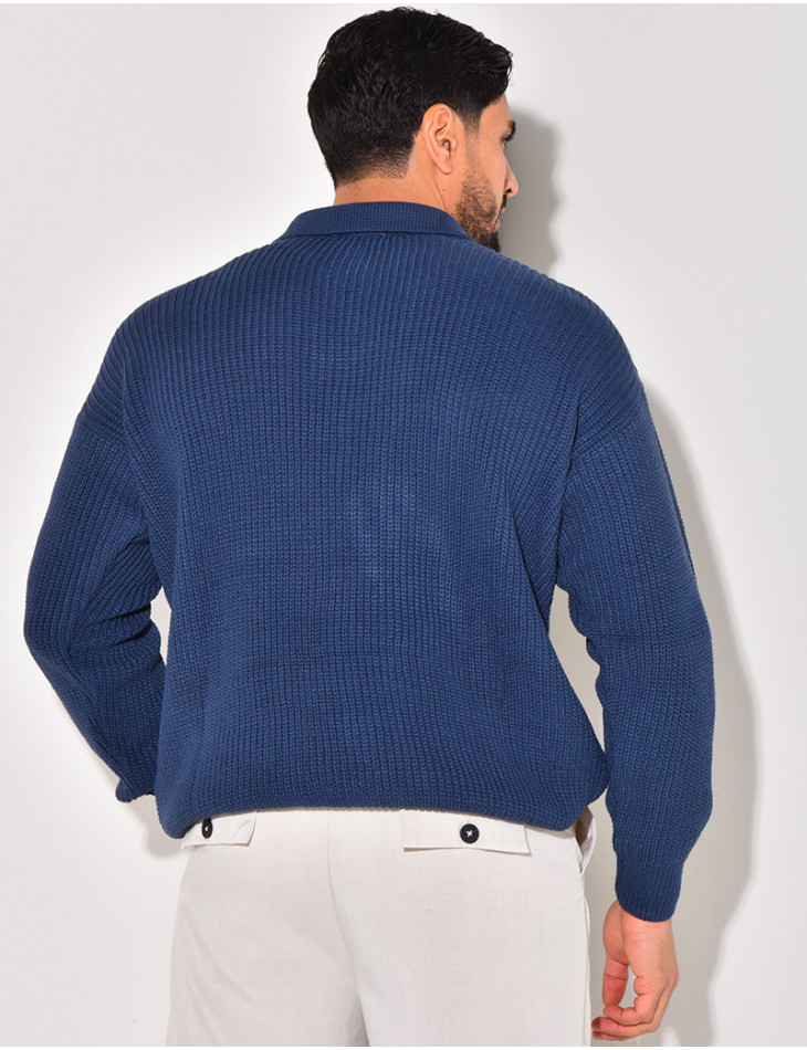 Pull en laine avec col à boutons