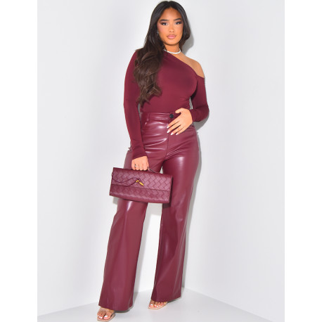 Asymmetrical gathered top