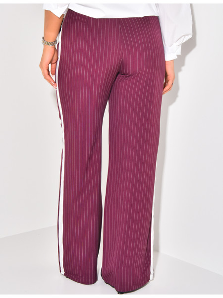 Pantalon à rayures et bande contrastante