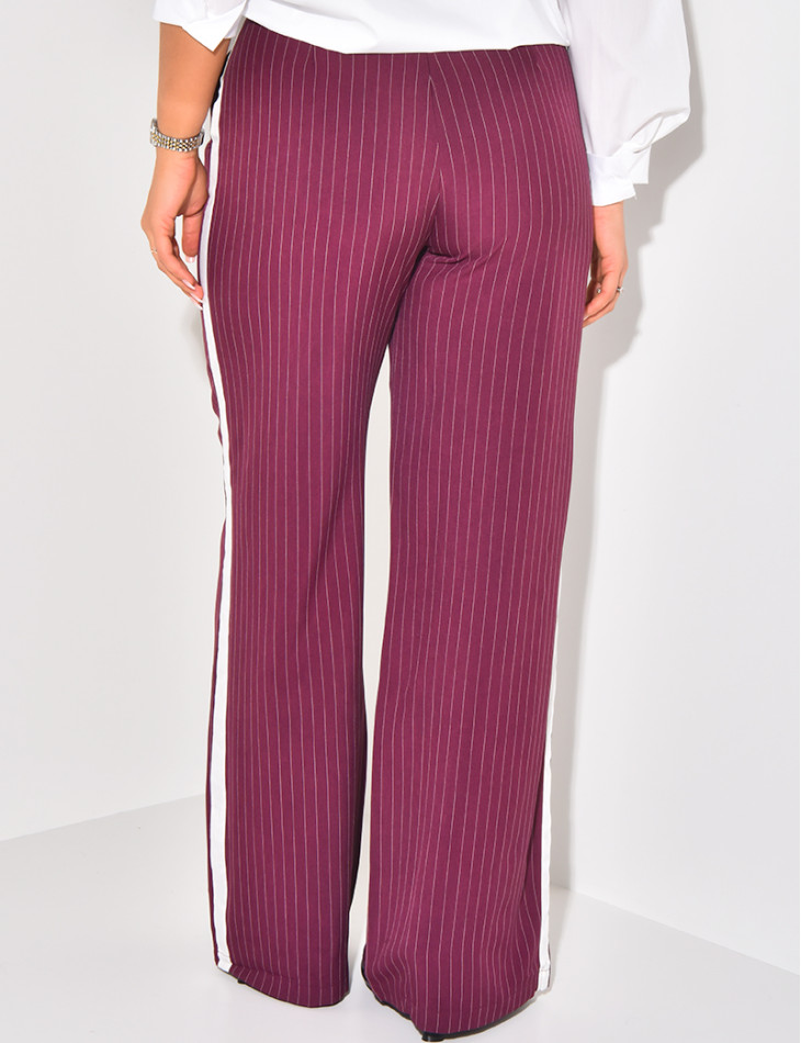 Pantalon à rayures et bande contrastante