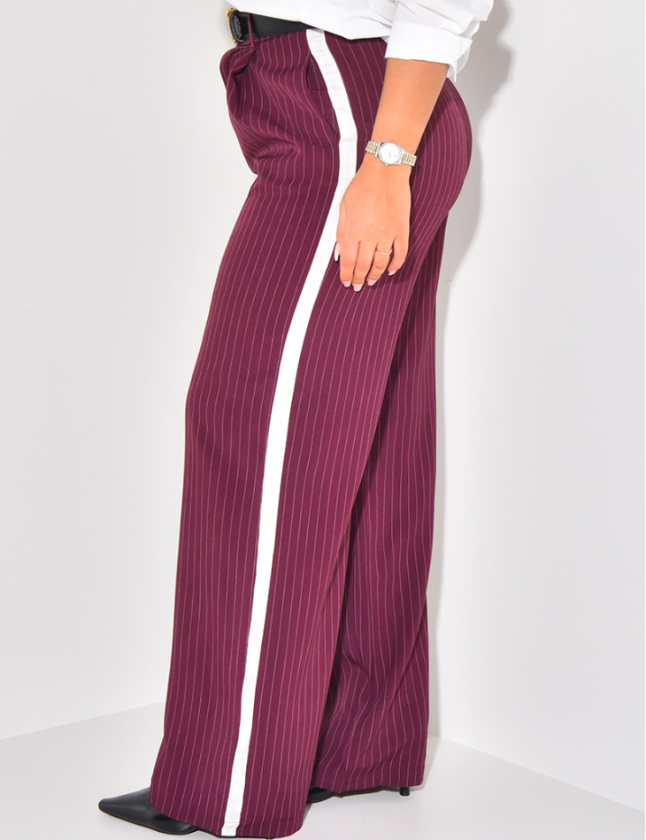 Pantalon à rayures et bande contrastante