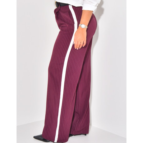 Pantalon à rayures et bande contrastante