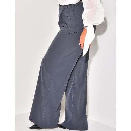 Wide-cut tailored trousers