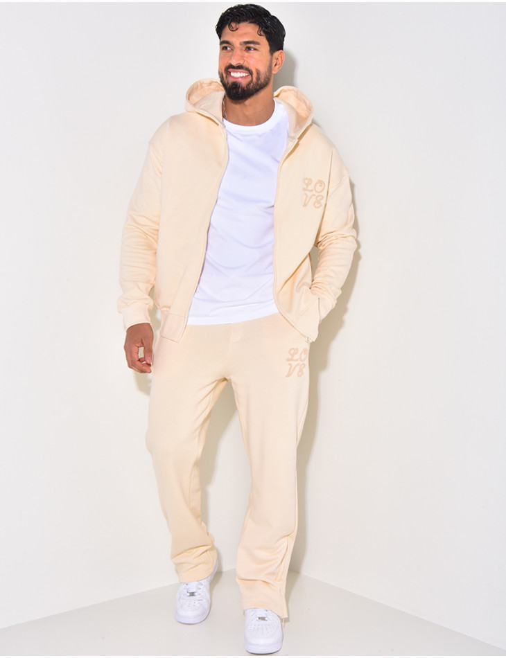 Set aus Sweatshirt und Jogginghose