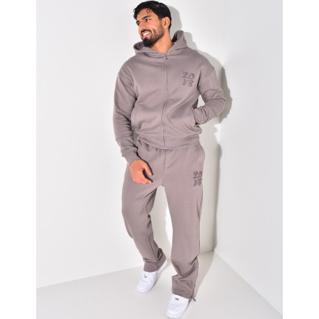 Sweatshirt and jogging suit
