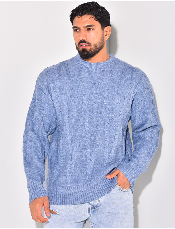 Pull en laine torsadé