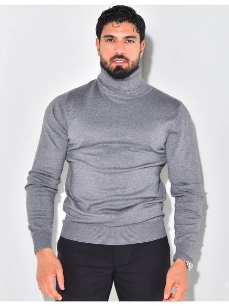 Pull fin col roulé
