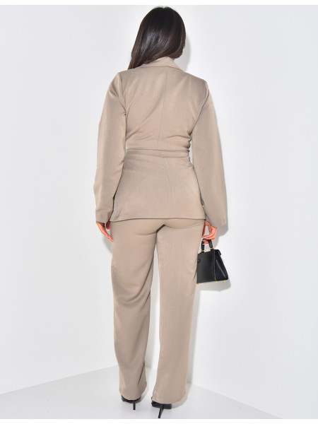 Slim-fit blazer with gold buckle and straight trousers set