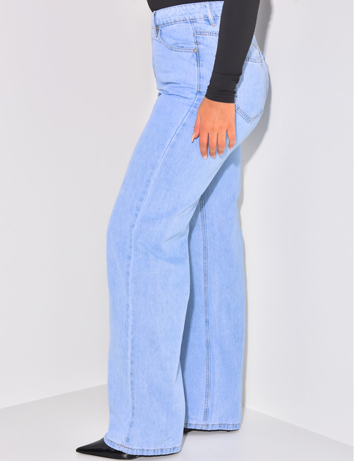 Jeans coupe droite à boutonnière croisée