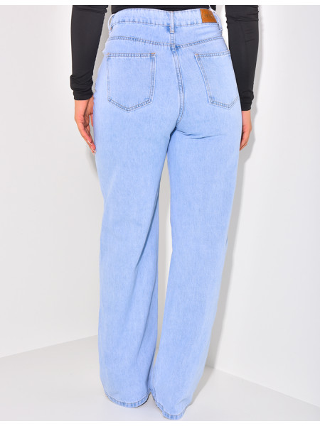 Jeans coupe droite à boutonnière croisée