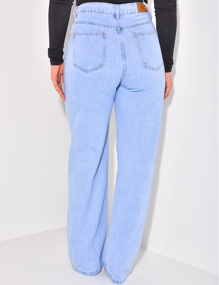 Jeans coupe droite à boutonnière croisée