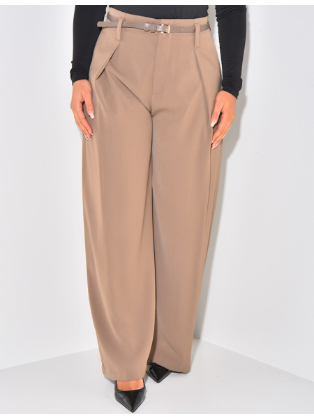 Anzughose mit Gürtelabnähern