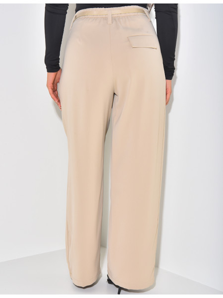 Anzughose mit Gürtelabnähern