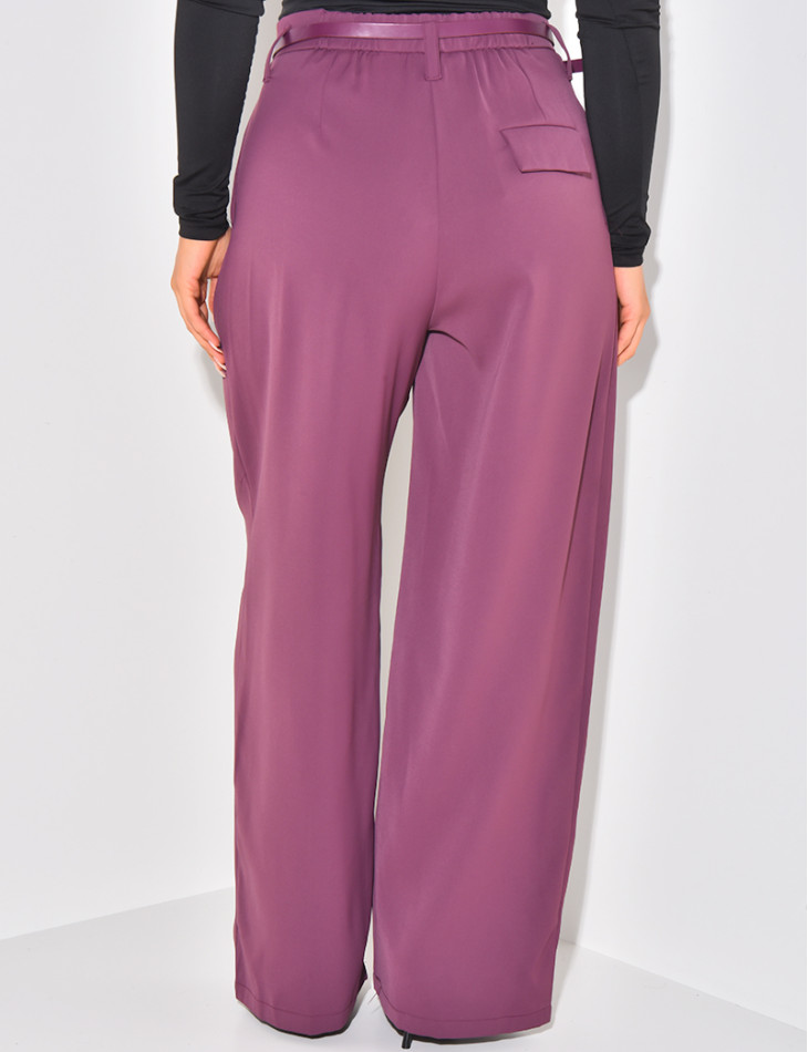 Pantalon de tailleur à pinces à ceinture