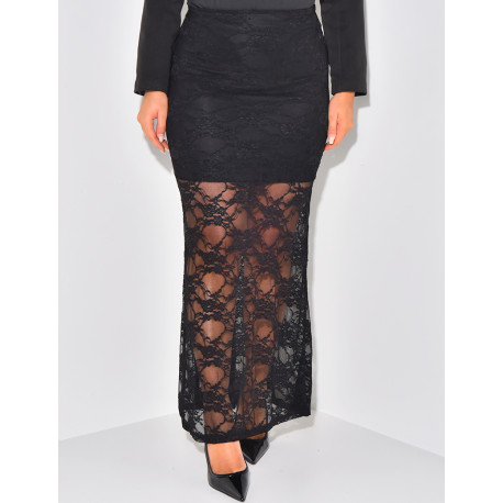 Long lace skirt with lining