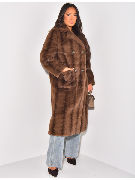 Langer Mantel aus Kunstpelz